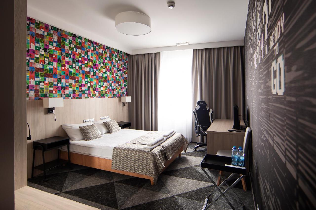 Hotel Jan Sander Александрув-Лудзки Экстерьер фото