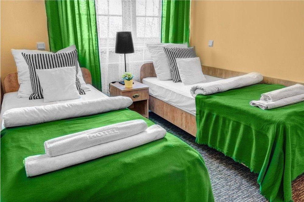 Hotel Jan Sander Александрув-Лудзки Экстерьер фото